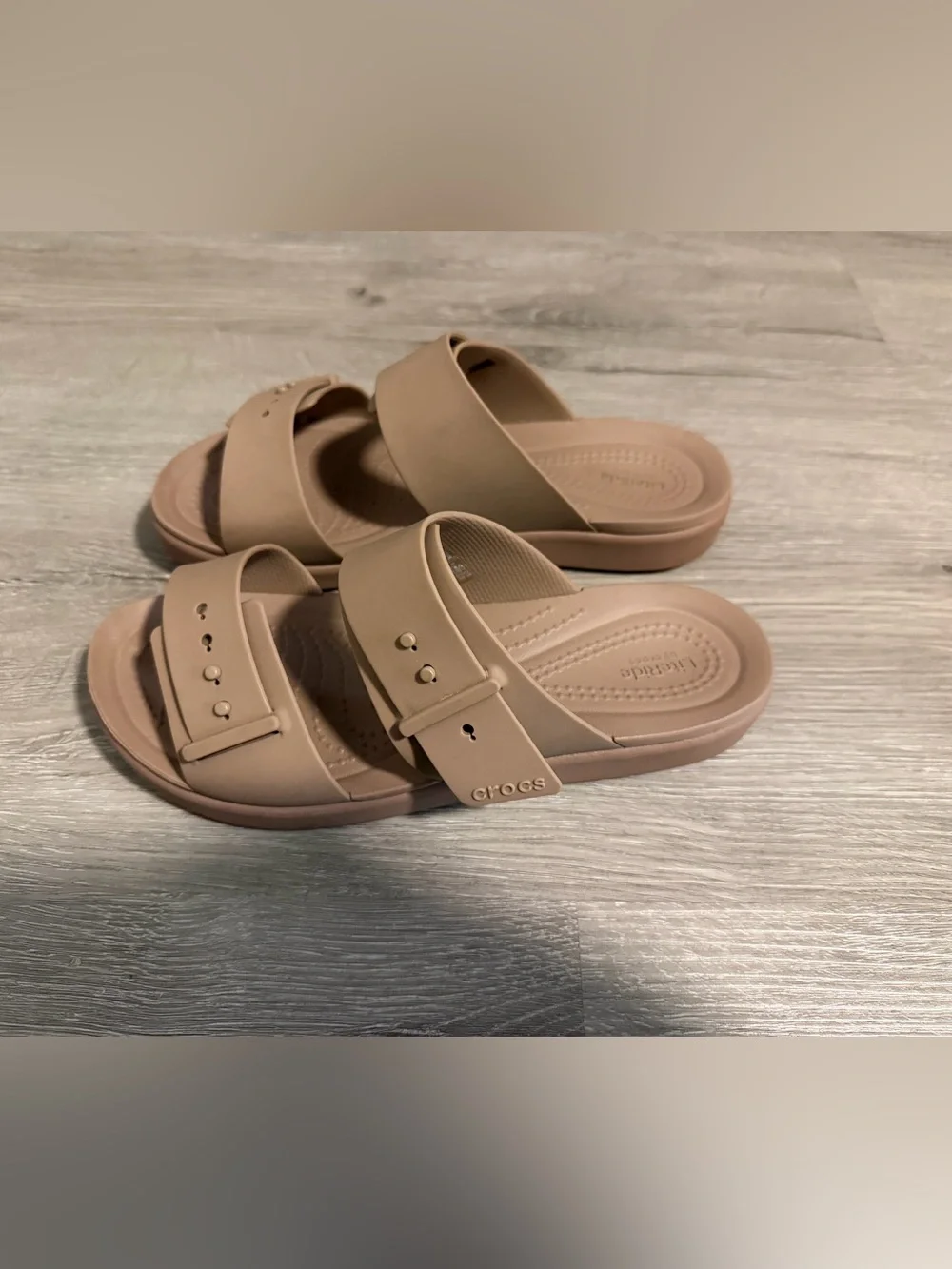 CROCS comfortable slides